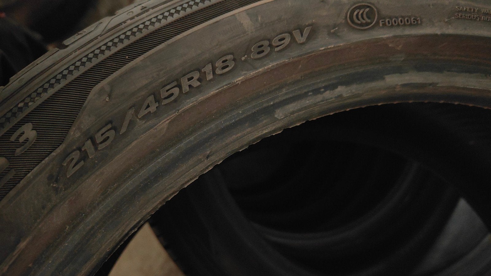 215/45r18 Hankook 40€ par pièce avec assemblage, Enlèvement