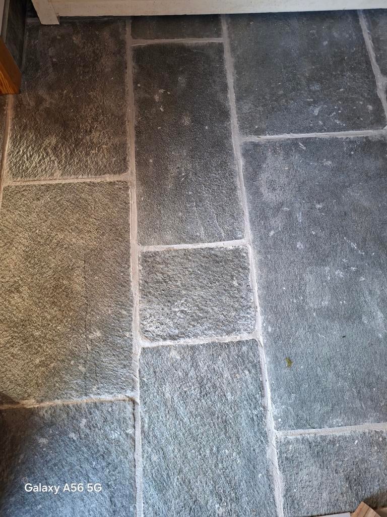 Set blauwe stenen voor vloer of plinten, Ophalen