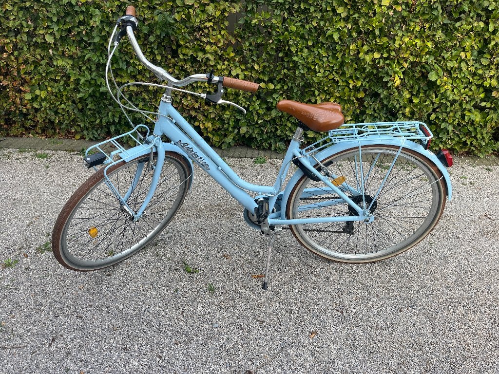 Meisjesfiets, Fietsen en Brommers, Adriatica, Versnellingen, Zo goed als nieuw, Schijfrem
