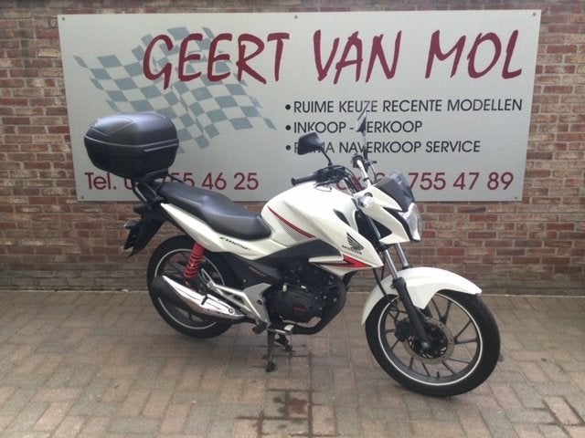 Honda CB 125 F, 2016, Motoren, Motoren | Honda, Occasion, Bedrijf, 125 cc, Toermotor