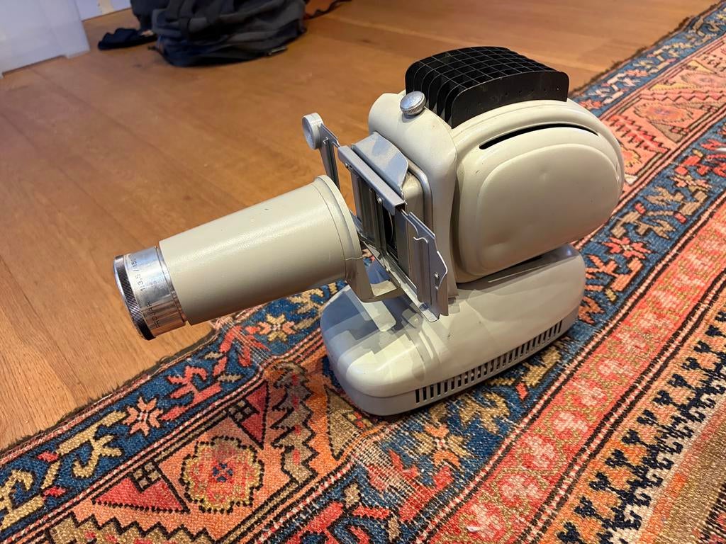 Dia 6/6 120 mm projector + lichtbak, Ophalen, Gebruikt