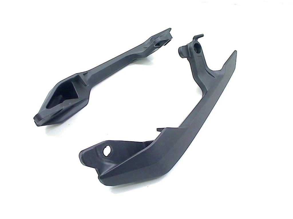 POIGNEE SET Honda X ADV 750 2021- (X-ADV ADV750H RH10), Motos, Dhr. S. di Majo, Utilisé, Info@cama-motorparts.nl, P.J. Troelstraweg 8 8
3144 CX  MAASSLUIS, NL