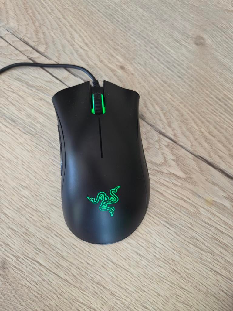 Razer deathadder essential gaming muis, Computers en Software, Muizen, Ophalen, Muis, Gaming muis, Rechtshandig
