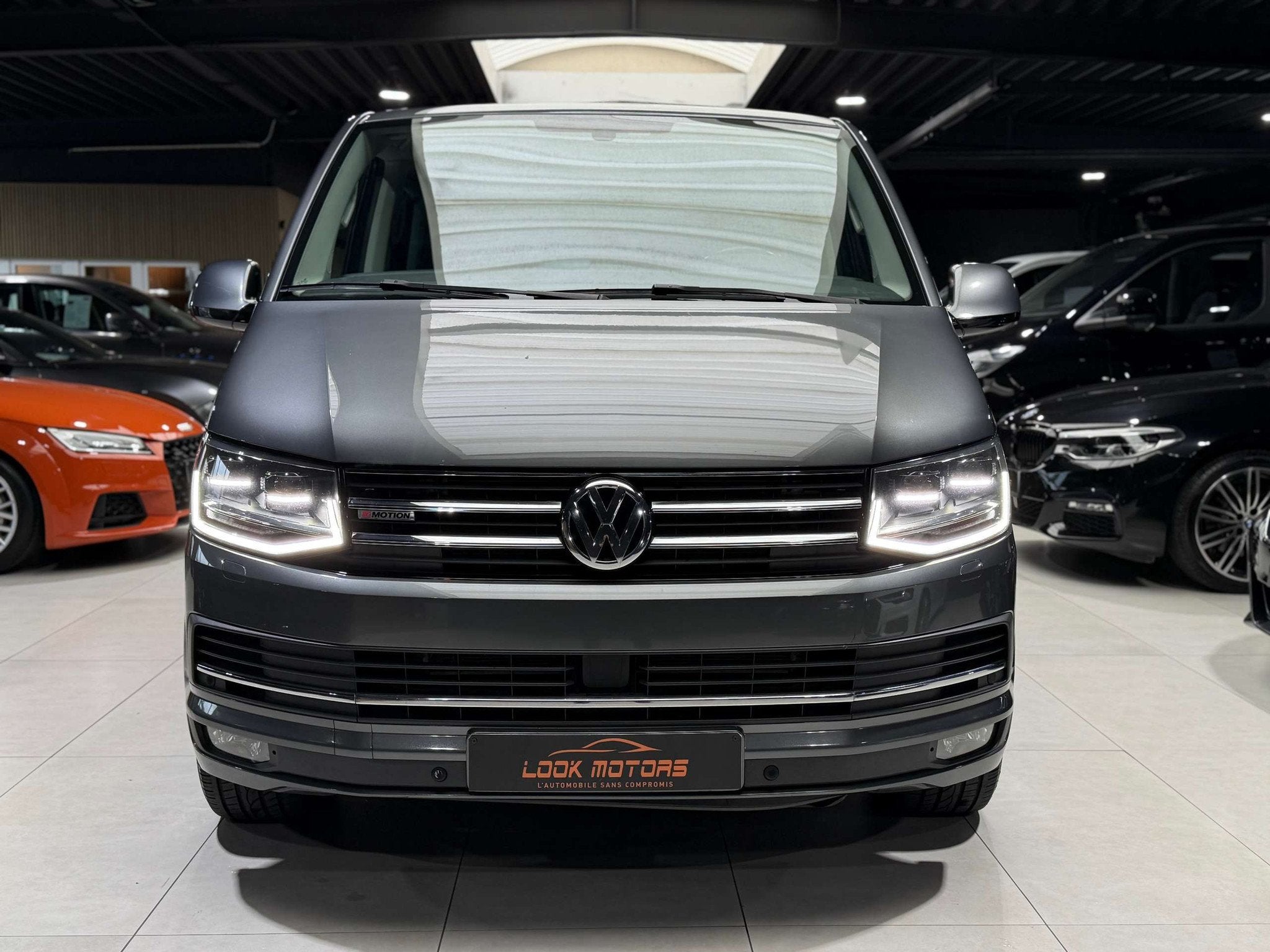 Volkswagen T6 Multivan 2.0 TDi 4Motion Highline 204cv DSG 7, Auto's, Volkswagen, Automaat, Gebruikt, 4 cilinders, 7 zetels
