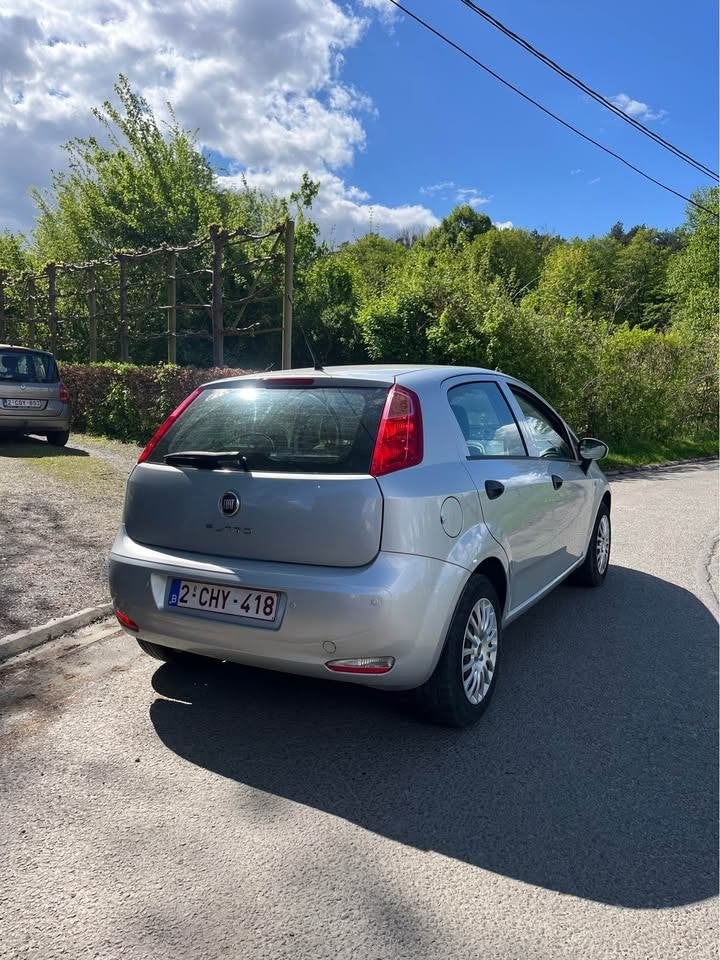 Fiat Punto 1.2i Euro 6 „LEZ 2035", Auto's, Voorwielaandrijving, Stof, Euro 6, Particulier