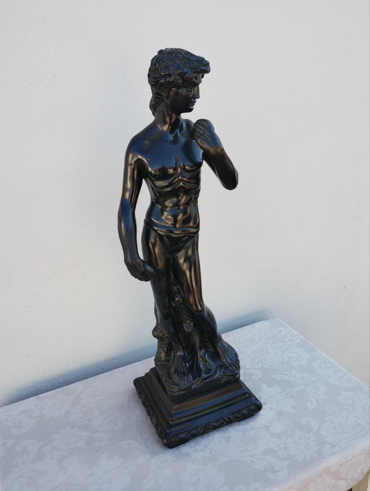 Beeld David Michelangelo zwarte kalksteen, Ophalen