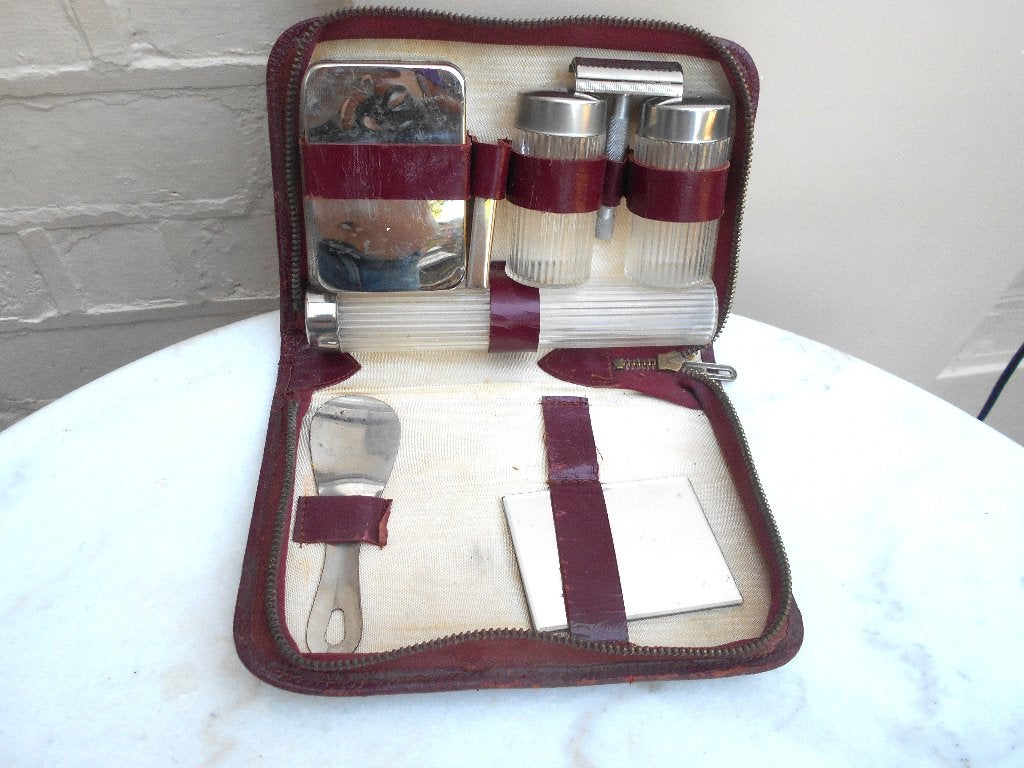 ancienne trousse de toilette  homme années 30 avec rasoir, Enlèvement ou Envoi, Utilisé, Autres couleurs, Homme