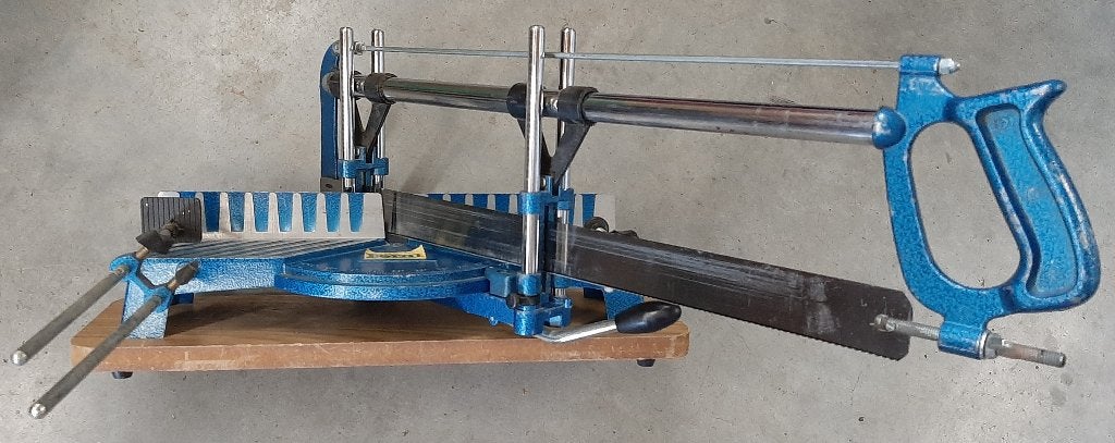 HHandverstekzaag voor hout, aluminium of kunststof, Gebruikt, Blauw, Knutselmateriaal, Hout