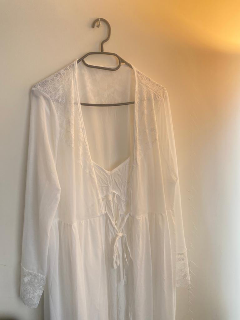 HOLLYWOOD Bridal 2 Piece PEIGNOIR Nightgown & Robe Set 2XL, Vêtements | Femmes, Enlèvement ou Envoi, Neuf, Taille 46/48 (XL) ou plus grande