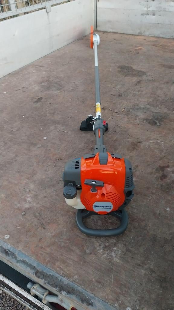 Ongebruikte Husqvarna hoogsnoeier, Ophalen