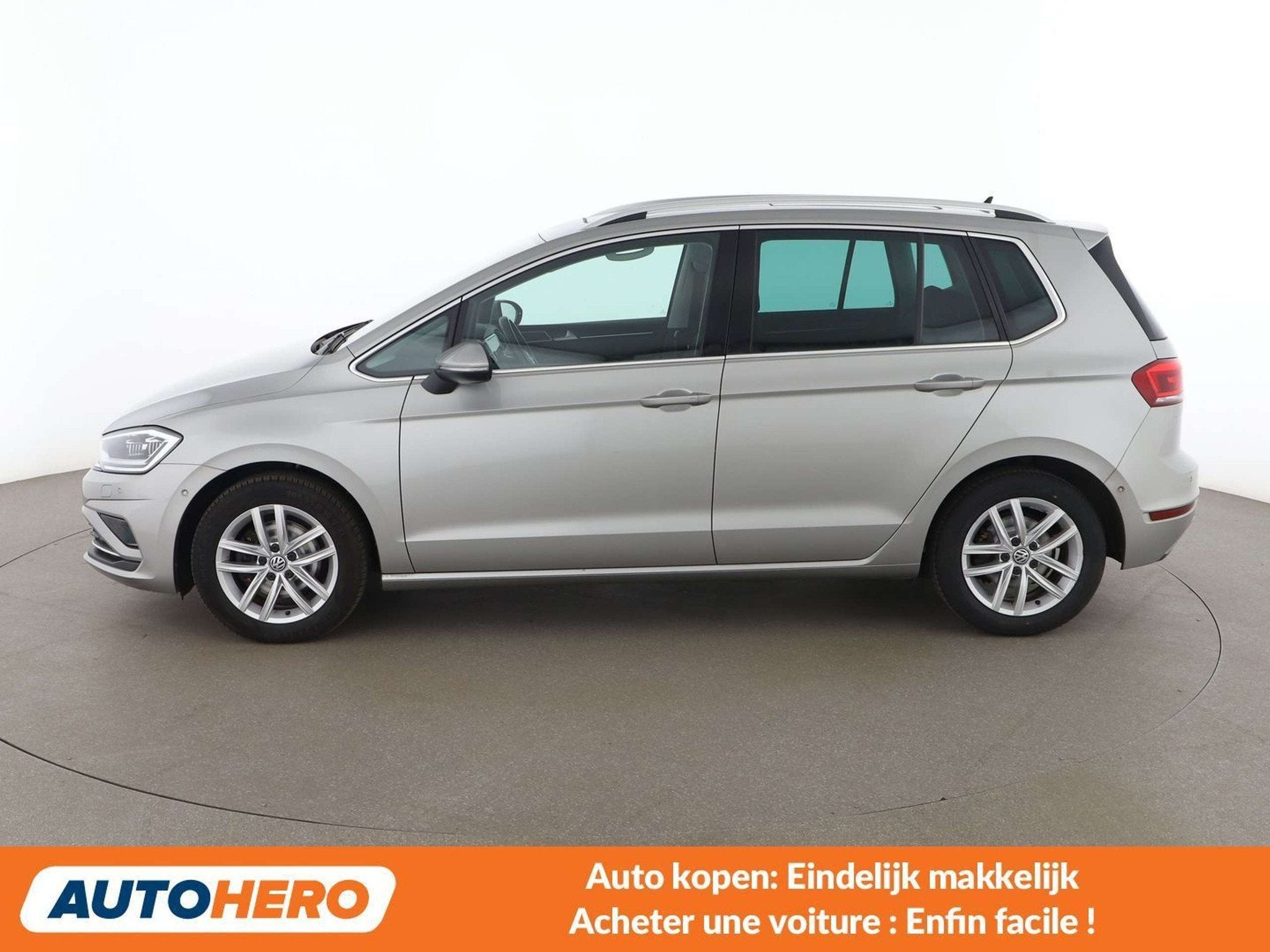 Volkswagen Golf 1.5 TSI ACT Highline (bj 2019, automaat), Stof, 96 kW, 5 zetels, 5 deurs