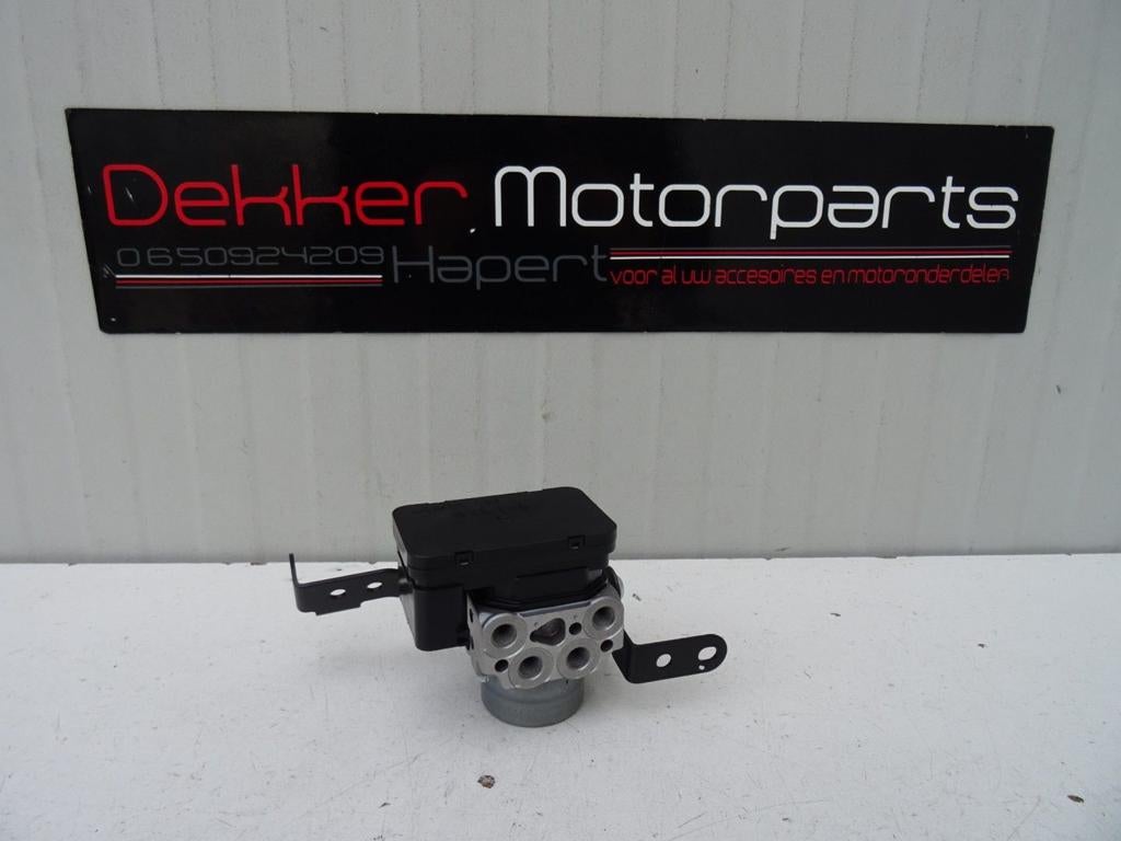 ABS Pomp / Unit Kawasaki Ninja 400 / Z400 2018-2019-2020 >, Gebruikt, -, -, Ophalen of Verzenden