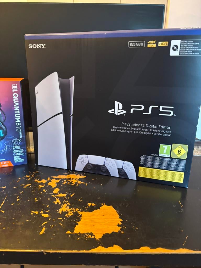 Ps5 digital edition + 2 controllers + headset + tv, Ophalen, Zo goed als nieuw, Playstation 5