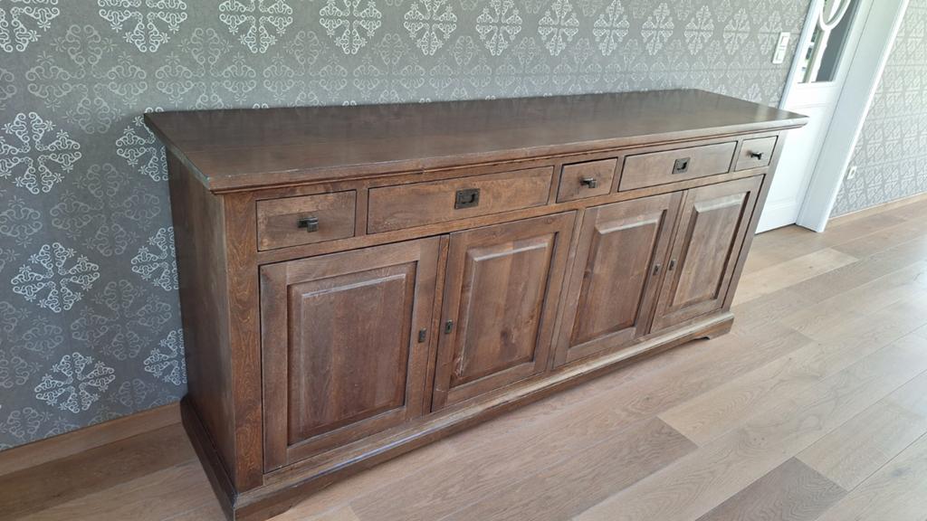 Klassieke dressoir, Ophalen