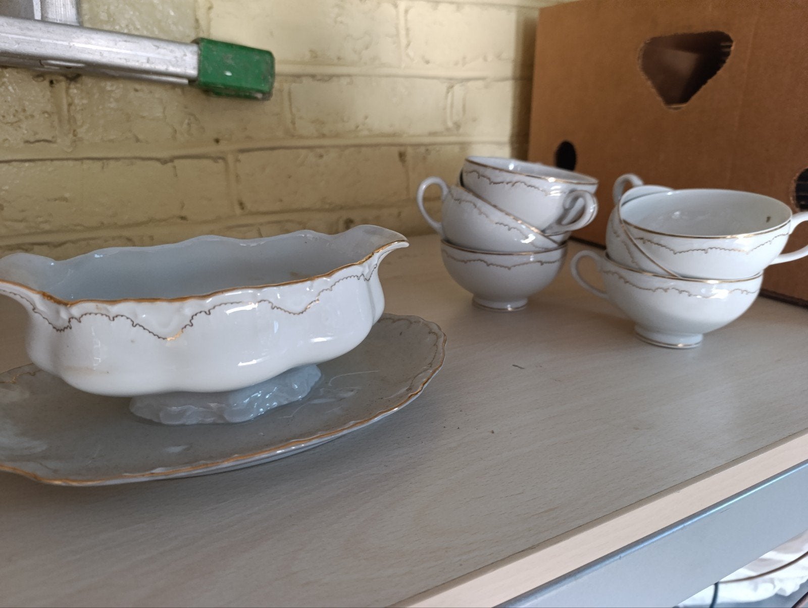 Service de table, Enlèvement