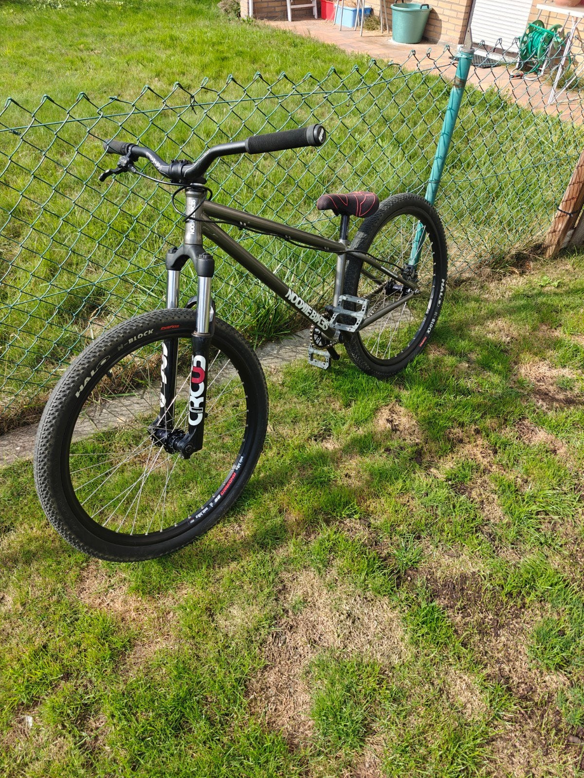 dirt jumper, Fietsen en Brommers, Ophalen