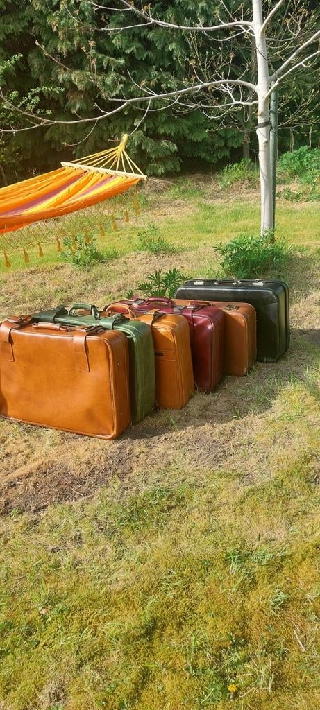 6 retro koffers/4 skay en 2 karton/p st lijst/30€ vr alles, Ophalen of Verzenden