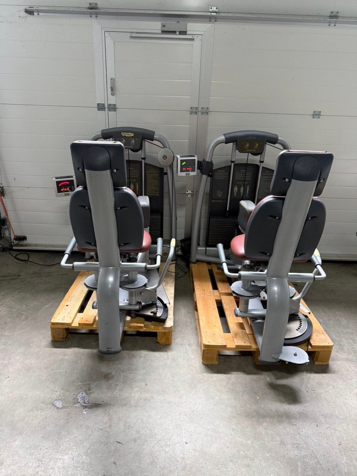 Technogym Abductor / Adductor + repcounter / Selection, Sport en Fitness, Fitnessmaterialen, Ophalen, Gebruikt, Benen, Overige typen