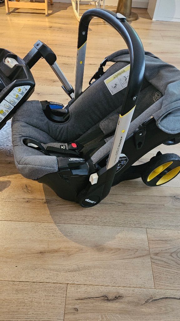 Siège auto Doona i + base ISOFIX, Comme neuf, Enlèvement, Mode veille, Isofix