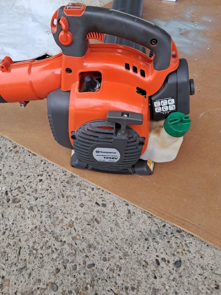 bladblazer husqvarna 125 BV X series, Ophalen, Benzine, Met opvangzak, Handgedragen