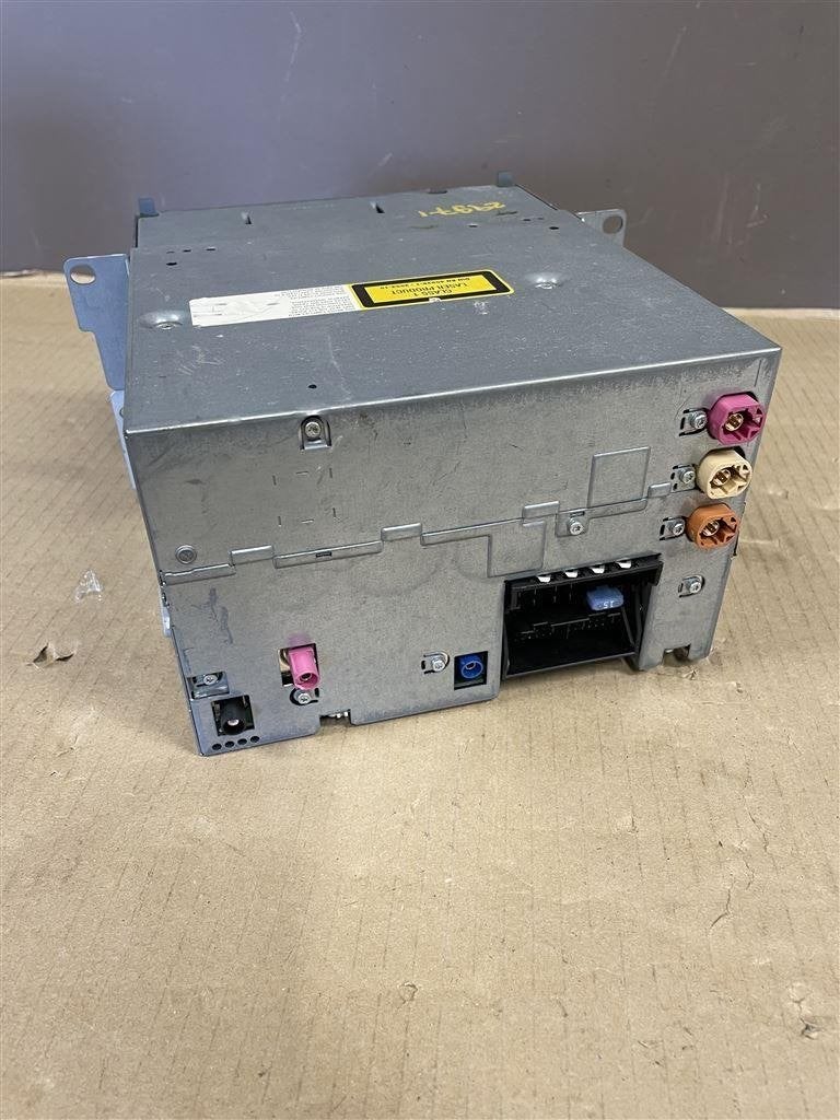 cd speler - radio - BMW X5 AM FM OEM LKQ - 2010, Autos : Divers, Enlèvement ou Envoi, Comme neuf