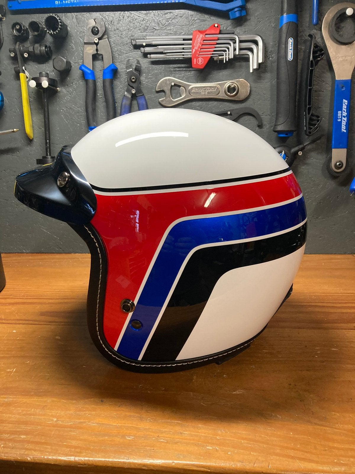 Casque ARAI URBAN-V. Rare. Jamais porté. Taille L-59cm, Motos, Enlèvement, L