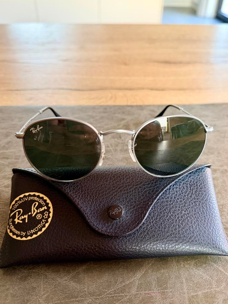 Ray-Ban zonnebril zilver-zwart MANNEN, Comme neuf, Enlèvement, Ray-Ban, Lunettes de soleil