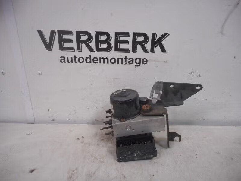 ABS POMP Ford Focus 1 (01-1998/11-2004) (2m51-2c405-ae), Enlèvement ou Envoi, Sodener Straße 9 65824 Schwalbach, DE, Continental Aftermarket & Services GmbH