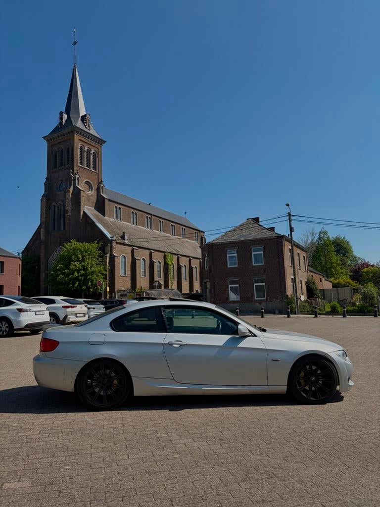 BMW 330d Coupé Facelift Pack M – 320cv – Euro 5b, Enlèvement
