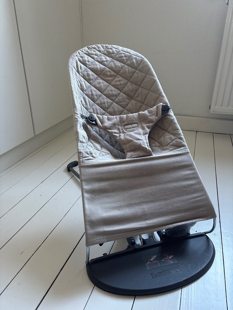 Wipper wipstoeltje babybjorn met speelboog, Kinderen en Baby's, Gebruikt, Wipstoel, Met gordel(s) of riempje(s), Ophalen