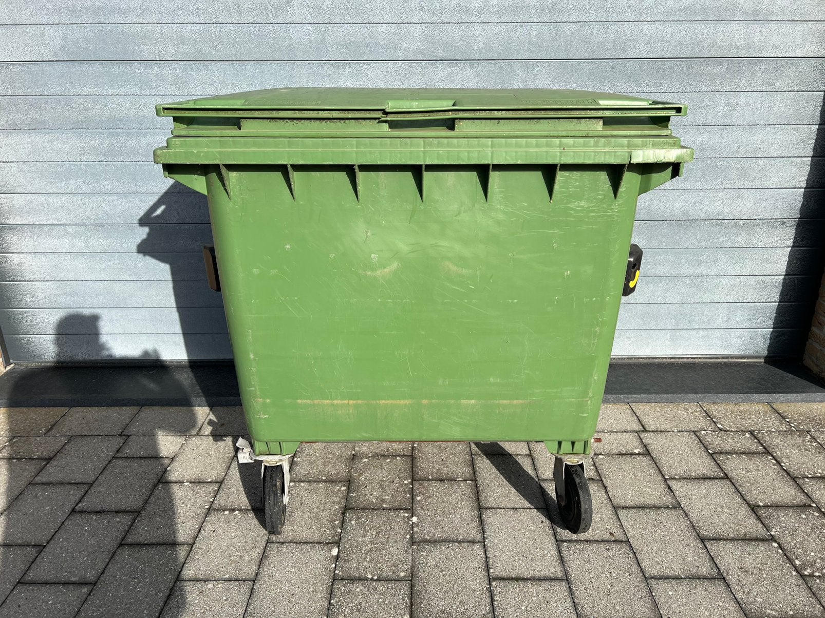 Rolcontainer 660 l, Ophalen