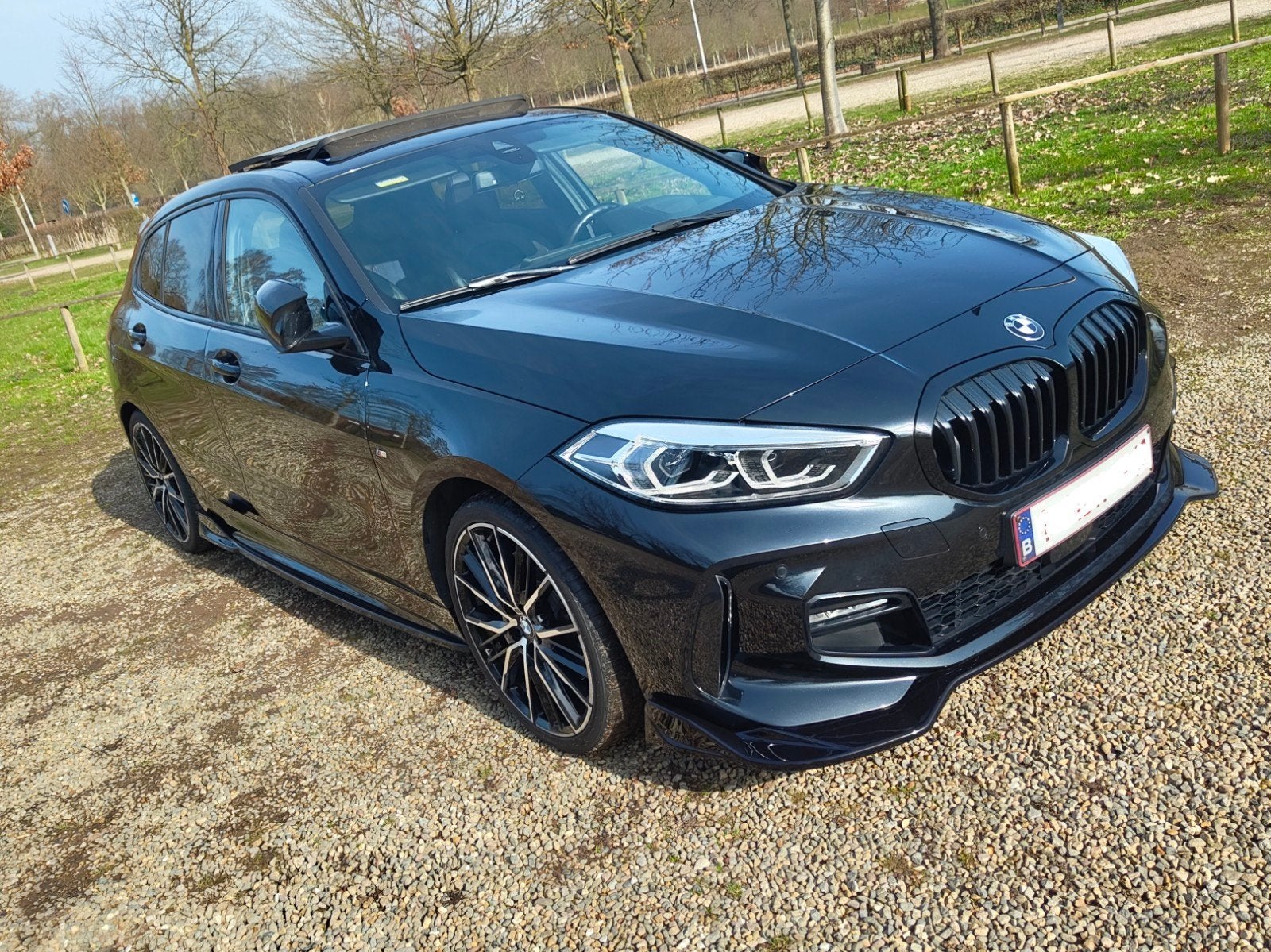 bmw 120 d xdrive, Autos, BMW, Particulier, Série 1, Toit ouvrant, Diesel, Euro 6, 4 portes, Automatique, Noir, Cuir et Tissu, Quatre roues motrices / 4X4