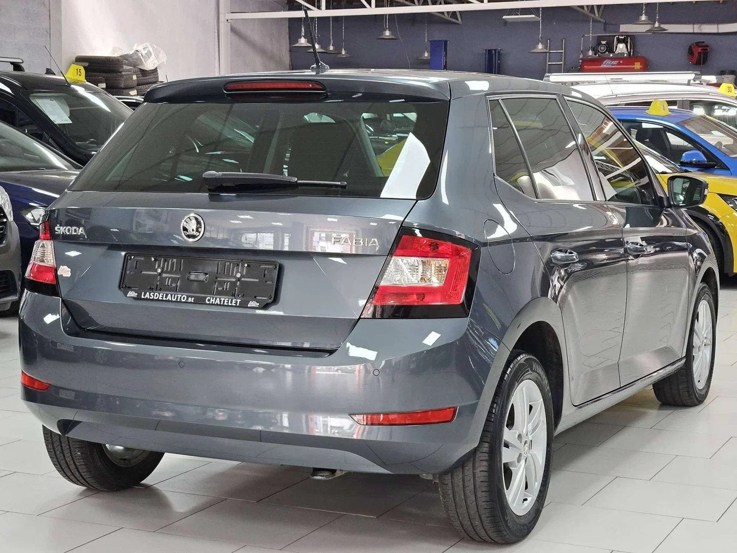 Skoda Fabia 1.0 TSI Auto Led Sensors Climatisation Cruise (A, Autos, Achat, Euro 6, Entreprise, Alcantara