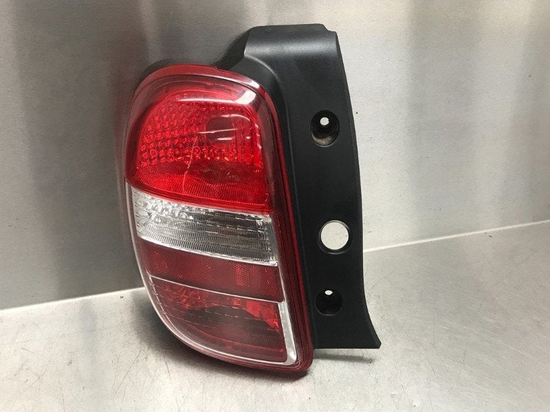 FEU ARRIÈRE GAUCHE Nissan Micra (K13) (|MICRA|265551HA1B|), Utilisé, Nissan