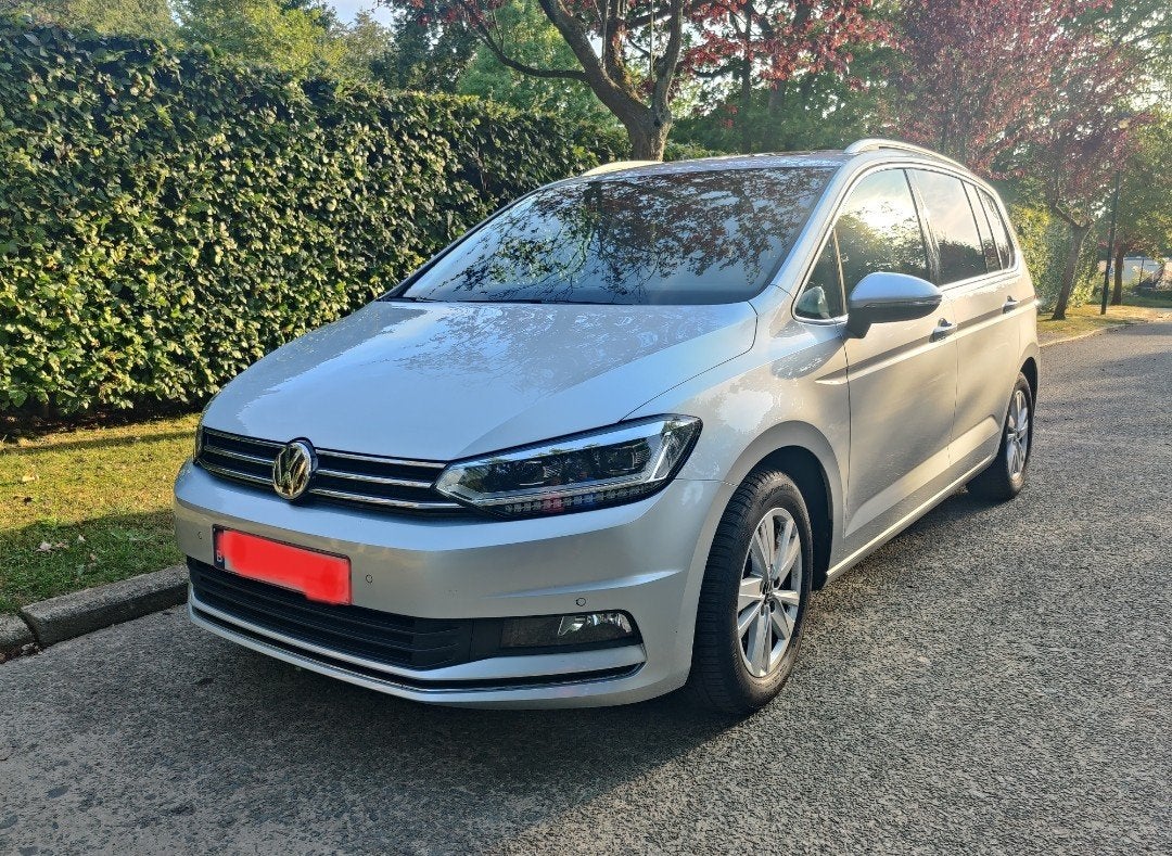 VW Touran highline 1.5TSI DSG 7 places Family + Pano 2020, 1498 cc, 4 cilinders, 7 zetels, 5 deurs