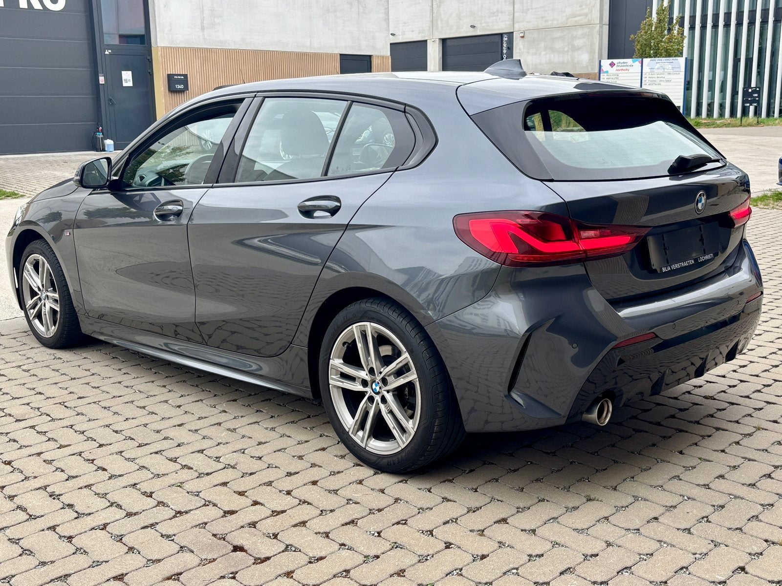 BMW 116i Pack M, Auto's, Leder en Stof, Bedrijf, 5 deurs, 3 cilinders