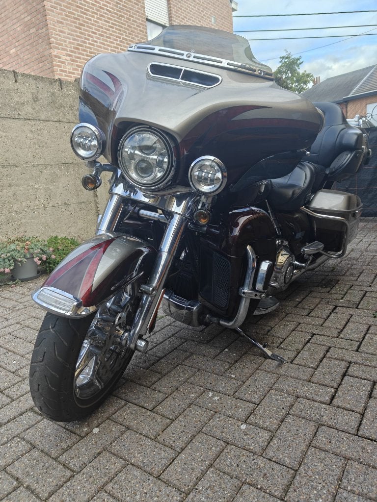 HARLEY DAVIDSON ELECTRA GLIDE CVO, 2 cilinders, Occasion, Particulier, Toermotor