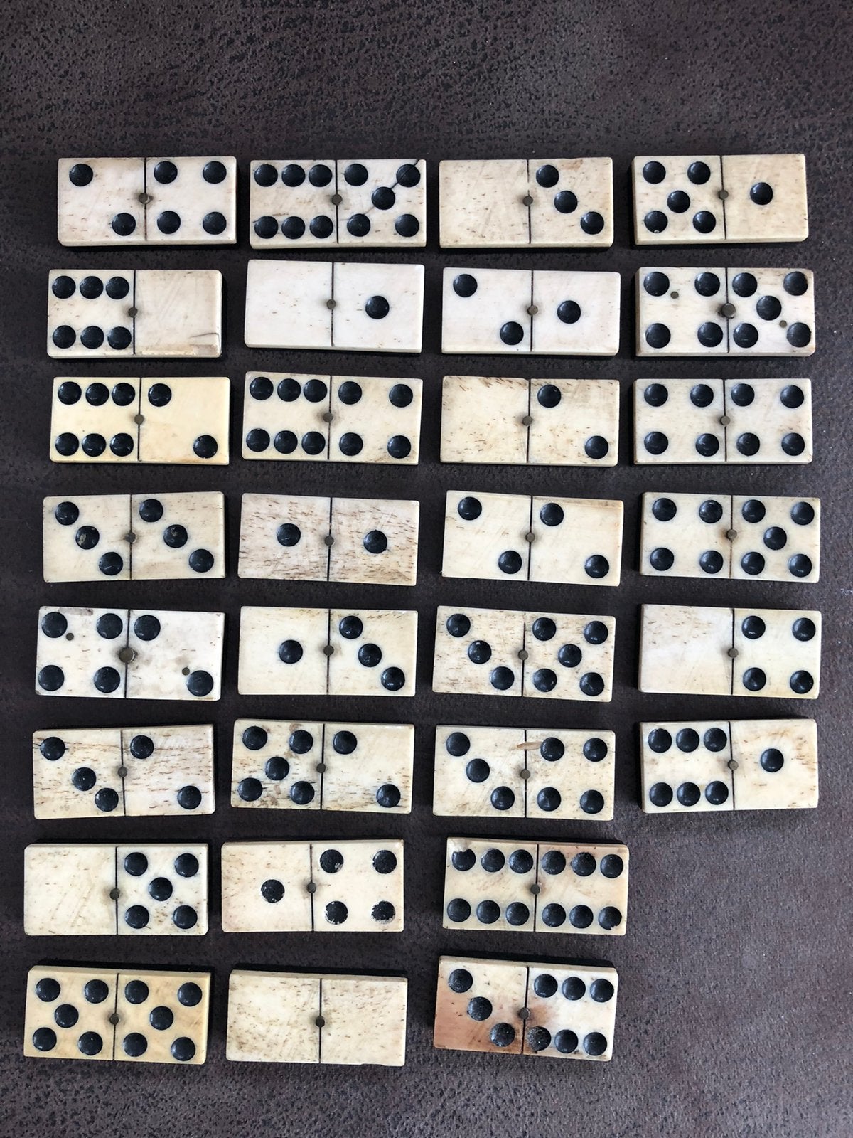 Ancien jeu de dominos en ébène et …, Enlèvement ou Envoi