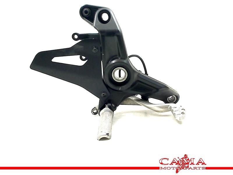 SCHETSPLAAT RECHTS VOOR Monster 1200 R 2016-2019 (M1200), Dhr. S. di Majo, Gebruikt, Info@cama-motorparts.nl, P.J. Troelstraweg 8 8
3144 CX  MAASSLUIS, NL