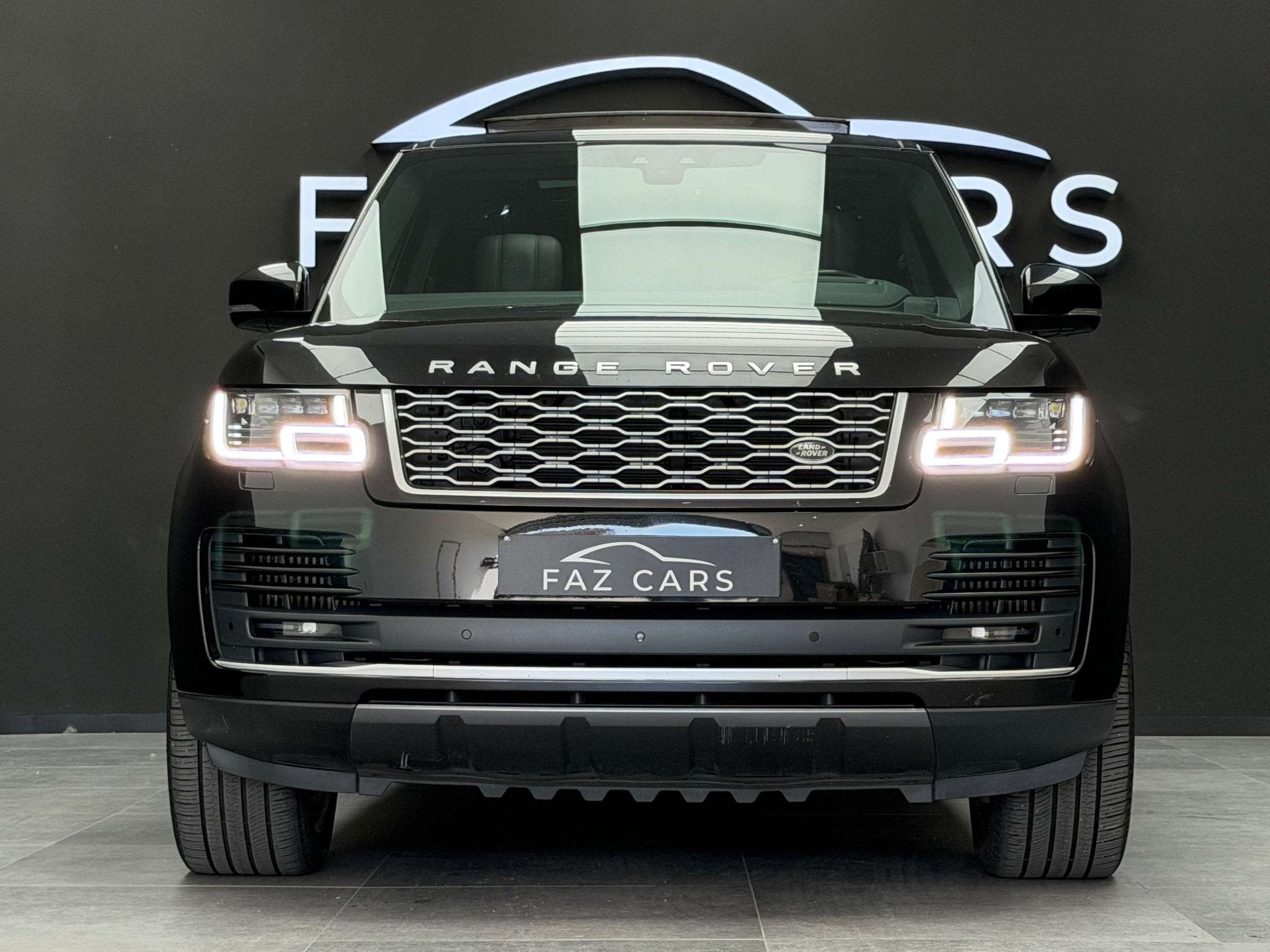 Land Rover Range Rover 4.4 SDV8 Vogue * 1ER PROP + FULL FULL, Autos, Land Rover, Cuir, Achat, Euro 6, Entreprise