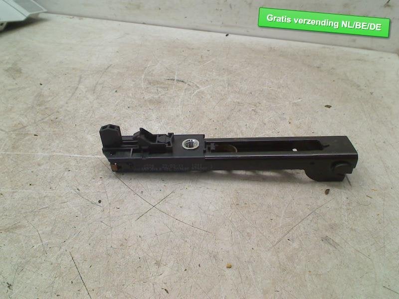 GORDEL HOOGTE VERSTELLER L en R Golf VI (5K1) (1T0857819B), Auto-onderdelen, Gebruikt, Volkswagen, Volkswagen AG, Kundenbetreuung@volkswagen.de