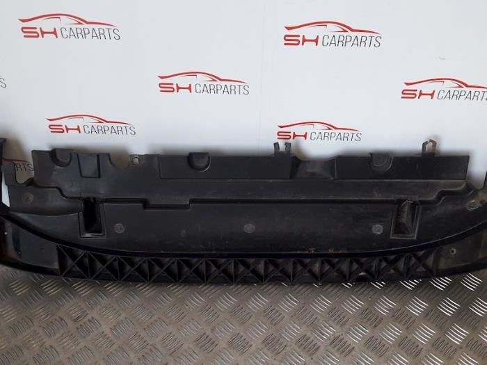 Bumperdeel midden-voor van een Citroen C3 Picasso, Gebruikt, -, Ophalen of Verzenden, Bumper