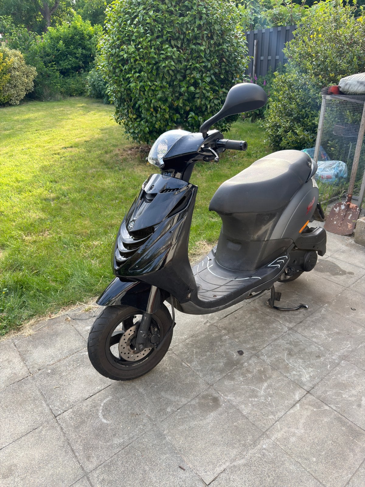 Piaggio Zip 4T A-Klasse, Vélos & Vélomoteurs, Scooters | Piaggio, Utilisé, Zip, Classe A (25 km/h), Essence, Enlèvement
