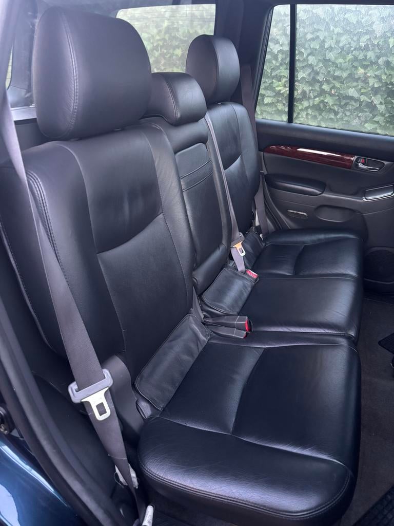 Toyota Landcruiser 120 achterbank, tussenwand, Ophalen, Toyota