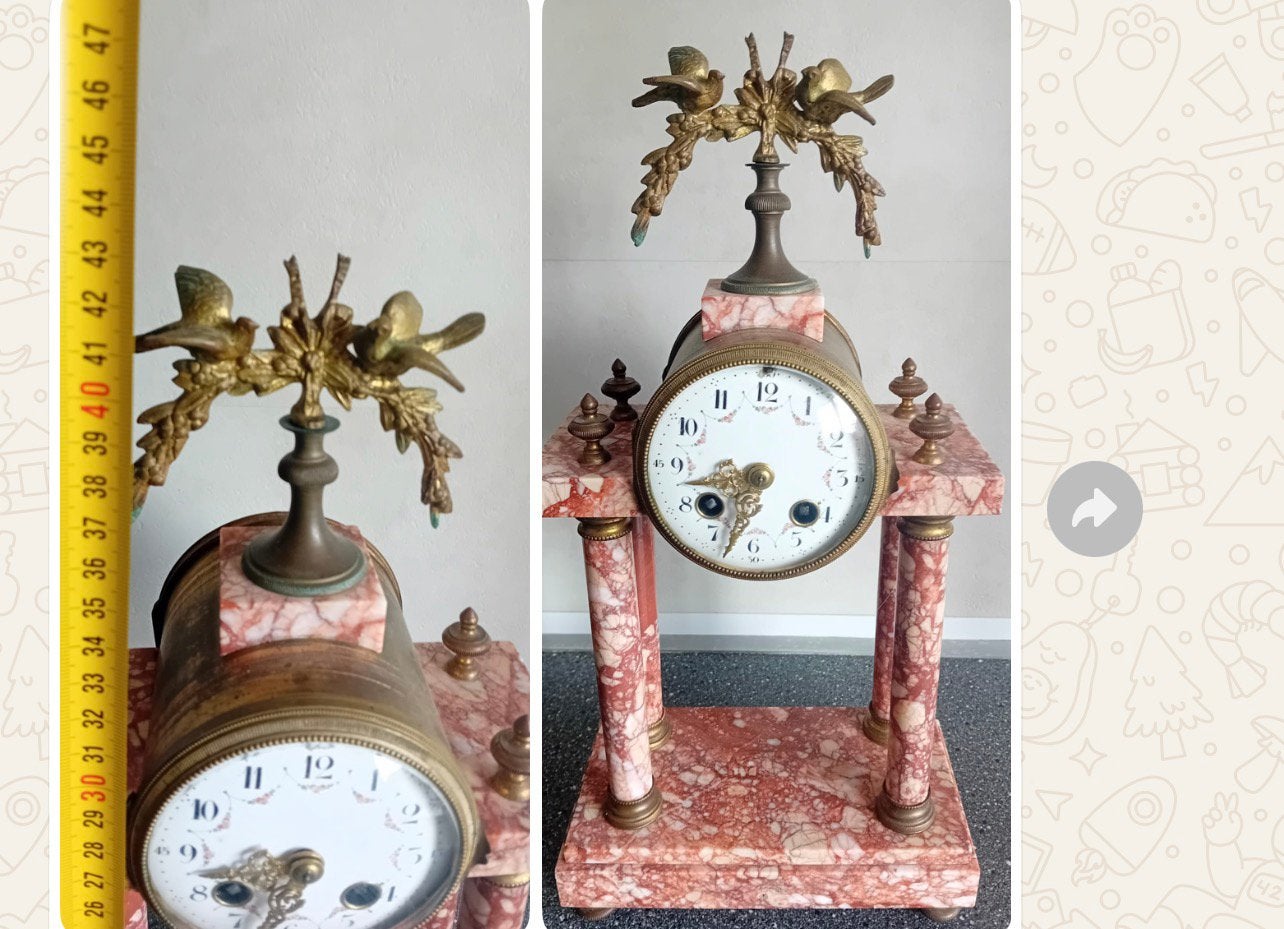 Antieke marmeren pendule met bronzen vogels – werkend, Antiek en Kunst, Ophalen