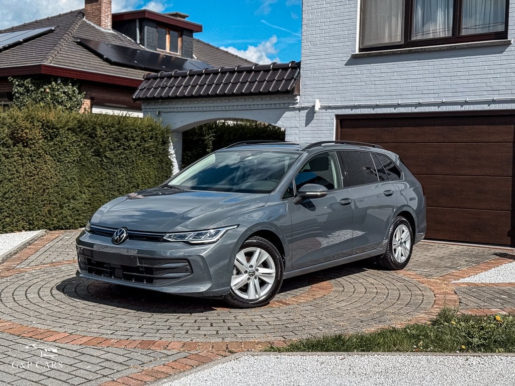 Volkswagen Golf VIII/1.5 eTSI Hybrid/2025/LED/ACC/Carplay/, Stof, 1498 cc, 4 cilinders, https://public.car-pass.be/vhr/8f1c988a-ae32-4a54-8f69-37d1d9c4e19f