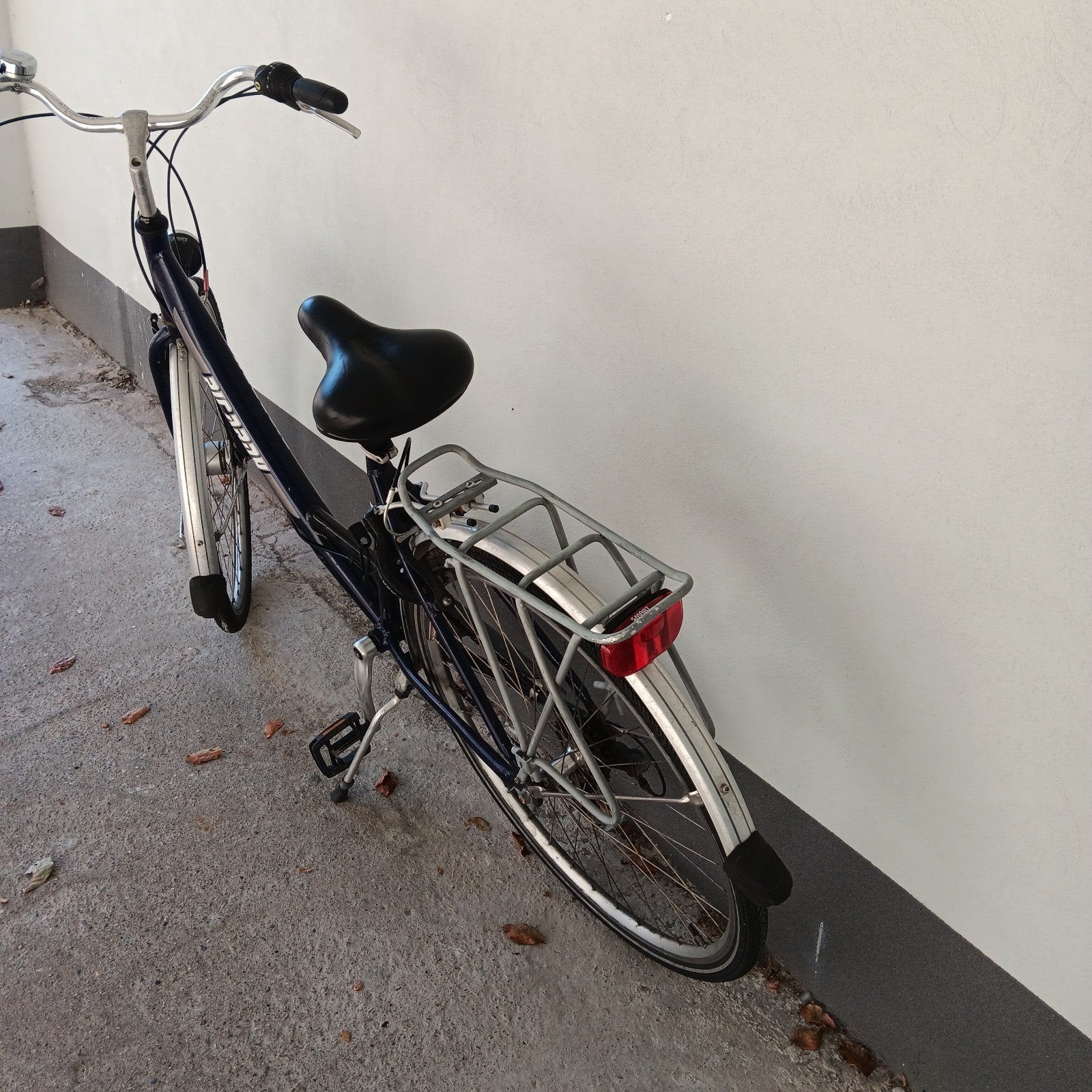 Damesfiets, Enlèvement