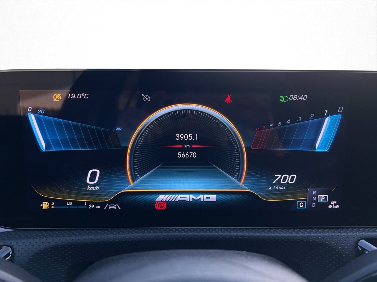 Mercedes-Benz A 35 AMG 4MATIC, Auto's, 4 cilinders, 0 kg, Zwart, https://public.car-pass.be/vhr/2b748bd9-d8ec-4f20-bce3-5372e4a4b18c