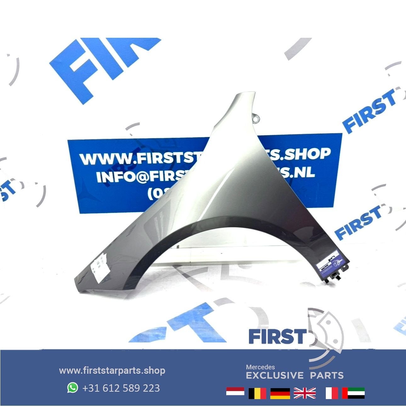 W118 CLA ZIJSCHERM LINKS Mercedes A1188810300 CLA35 AMG 2018, Gebruikt, -, Links, Ophalen of Verzenden