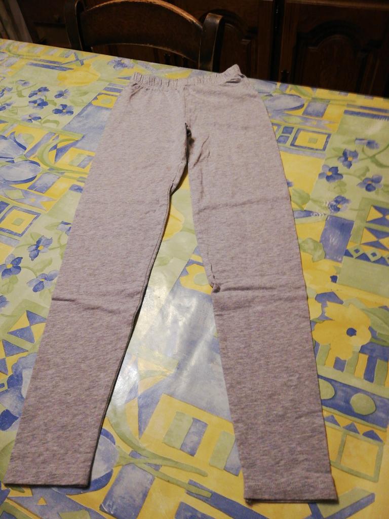 Legging Harry Potter gris clair. Taille 10 ans. Neuf., Ophalen of Verzenden, Zo goed als nieuw